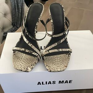 Alias Mae Sandals 
Size 8 
Beige Snake skin